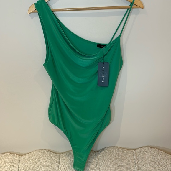 L NWT 21 SAINTS one shoulder bodysuit - Picture 3 of 5